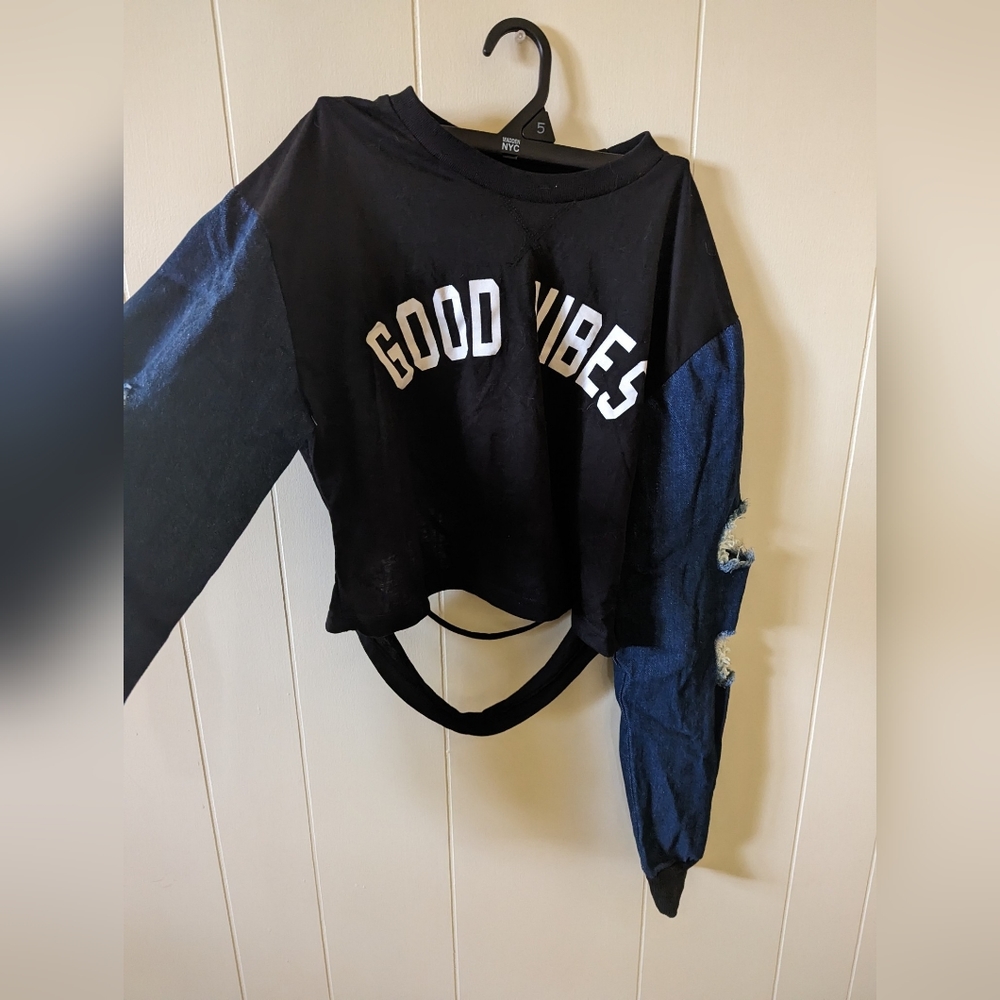 Women's crop top